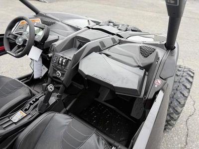 2026 Can-Am Maverick X3 X rs Turbo RR Triple Black_7.6 in. — photo 26 view