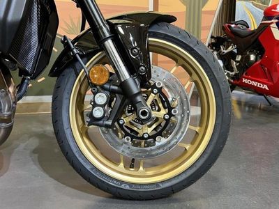 2026 Yamaha XSR900 - Photo 12