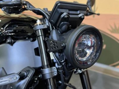 2026 Yamaha XSR900 - Photo 11