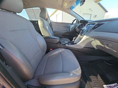2012 Hyundai Sonata - Photo 15