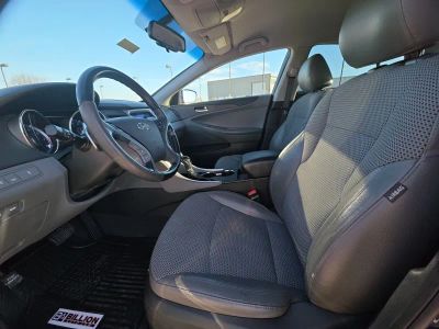 2012 Hyundai Sonata - Photo 9