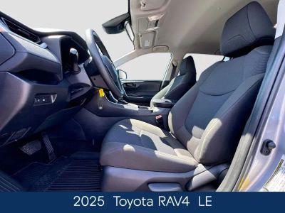 2025 Toyota RAV4 - Photo 24