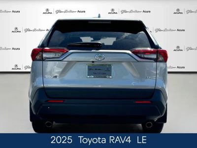 2025 Toyota RAV4 - Photo 6