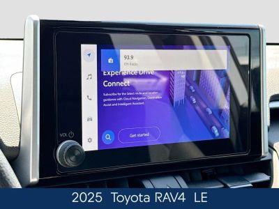 2025 Toyota RAV4 - Photo 30