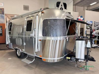 2018 Airstream Tommy Bahama - Photo 1