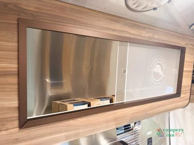 2018 Airstream Tommy Bahama - Photo 13
