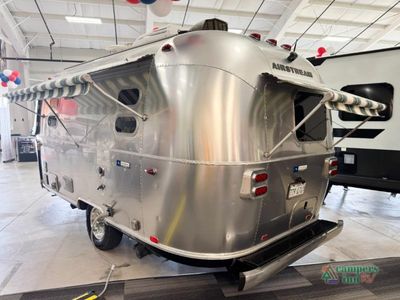 2018 Airstream Tommy Bahama - Photo 3