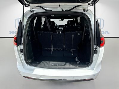 2025 Chrysler Pacifica - Photo 25