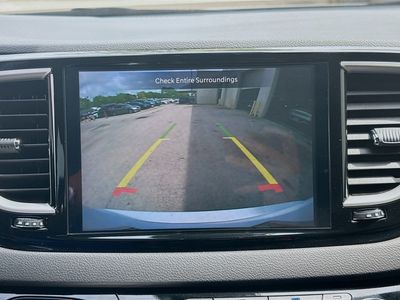 2025 Chrysler Pacifica - Photo 13