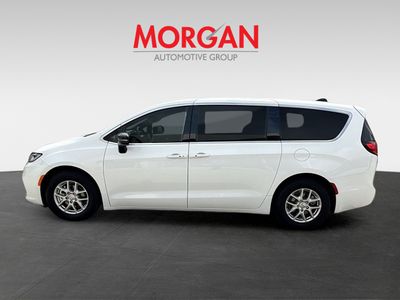 2025 Chrysler Pacifica - Photo 4