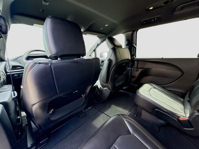 2025 Chrysler Pacifica - Photo 24