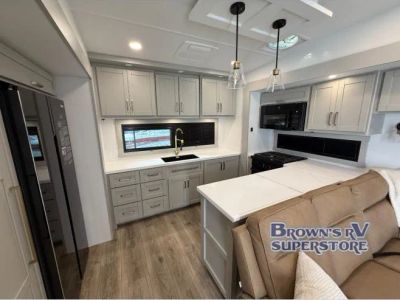 2026 Brinkley Model Z - Photo 9