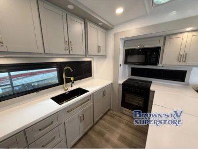 2026 Brinkley Model Z - Photo 11