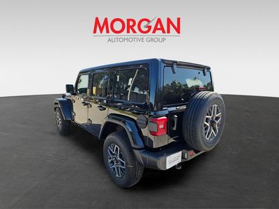 2025 Jeep Wrangler - Photo 4