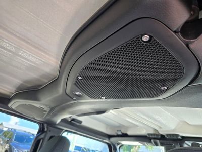 2025 Jeep Wrangler - Photo 32