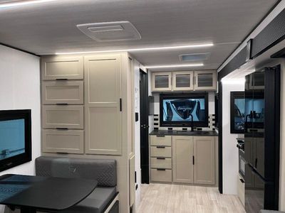2026 Keystone RV Walkabout - Photo 10