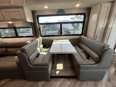 2026 Fleetwood BOUNDER — photo 14 view
