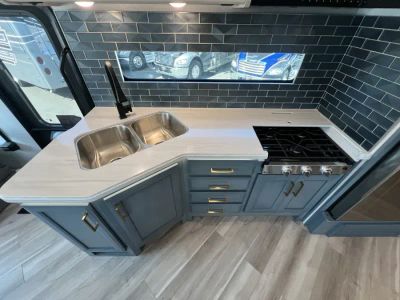 2026 Fleetwood BOUNDER — photo 7 view