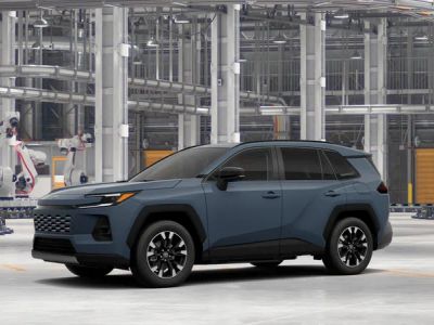 2026 Toyota RAV4 - Photo 3