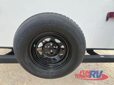 2023 Forest River RV Wildwood - Photo 15
