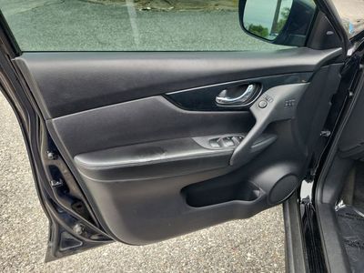 2017 Nissan Rogue - Photo 11