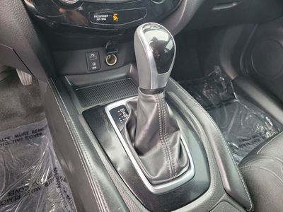 2017 Nissan Rogue - Photo 24
