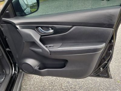 2017 Nissan Rogue - Photo 36