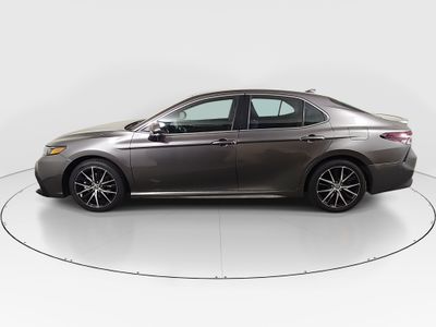 2023 Toyota Camry - Photo 4