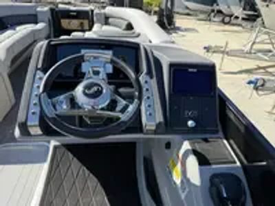 2025 Barletta Lusso L25MA - Photo 22