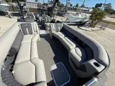 2025 Barletta Lusso L25MA - Photo 9