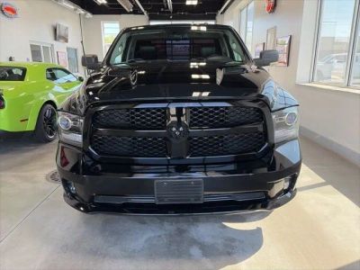 2015 RAM 1500 — side profile view
