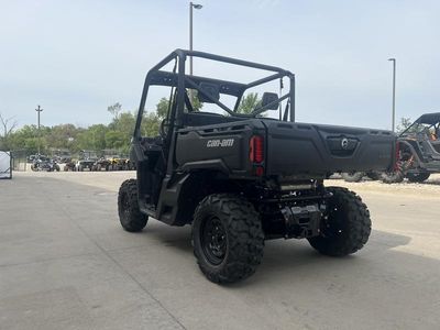 2025 Can-Am Defender HD7 — interior view