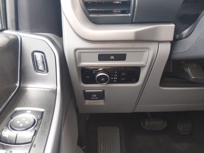 2025 Ford F-150 - Photo 13