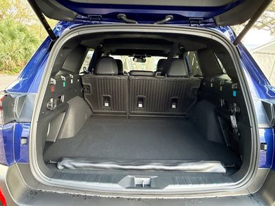 2026 Subaru Outback — photo 11 view