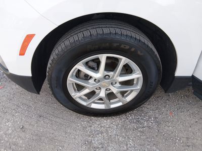 2024 Chevrolet Equinox — photo 10 view