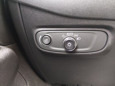 2024 Chevrolet Equinox — photo 13 view