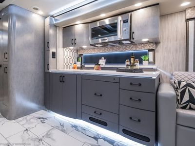 2027 Foretravel Realm Presidential Luxury Villa 7 (LV7) Bath & 1/2 - Photo 24