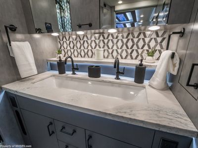 2027 Foretravel Realm Presidential Luxury Villa 7 (LV7) Bath & 1/2 - Photo 57