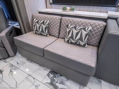 2027 Foretravel Realm Presidential Luxury Villa 7 (LV7) Bath & 1/2 - Photo 8