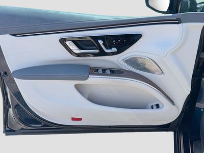 2022 Mercedes-Benz EQS - Photo 21