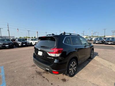 2023 Subaru Forester — detail view