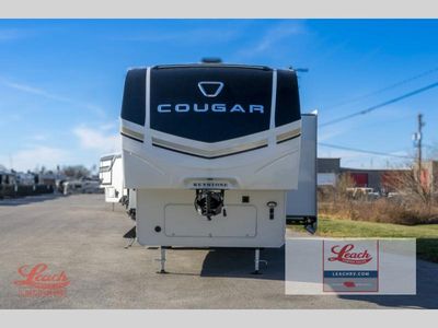 2026 Cougar Half-Ton 29MBD - Photo 3