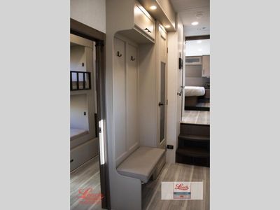 2026 Cougar Half-Ton 29MBD - Photo 20