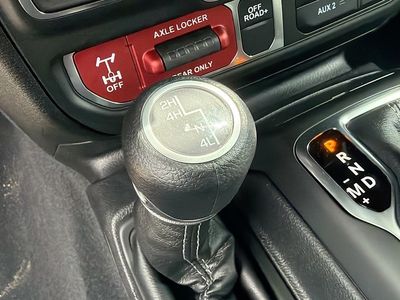 2026 Jeep Wrangler - Photo 29