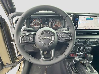 2026 Jeep Wrangler - Photo 38