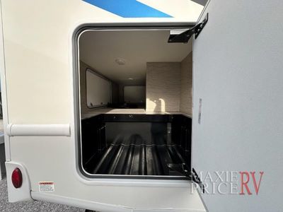 2023 Thor Motor Coach Axis - Photo 6