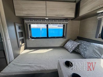 2023 Thor Motor Coach Axis - Photo 22