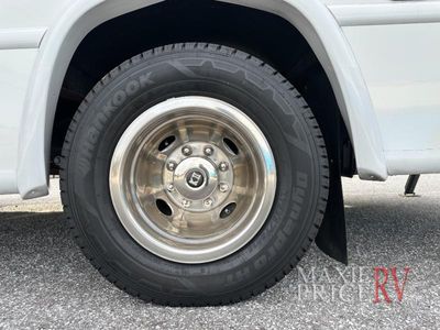 2023 Thor Motor Coach Axis - Photo 8