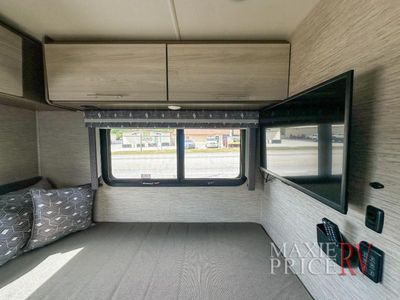 2023 Thor Motor Coach Axis - Photo 19