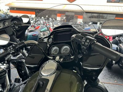 2022 Harley-Davidson Road Glide Limited - Photo 7